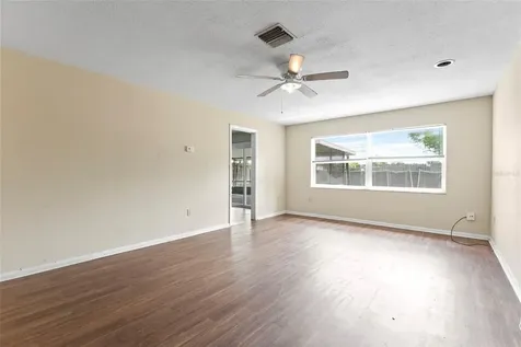 2713 Greenfield Avenue Orlando FL 32808