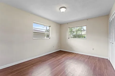 2713 Greenfield Avenue Orlando FL 32808