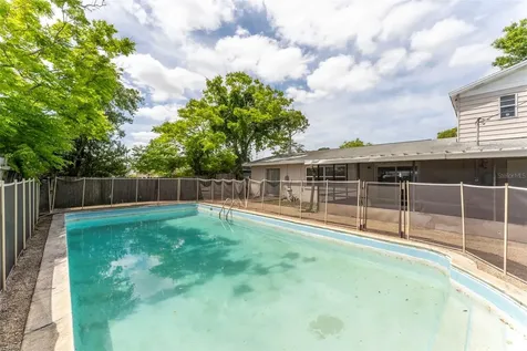 2713 Greenfield Avenue Orlando FL 32808