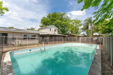 2713 Greenfield Avenue Orlando FL 32808