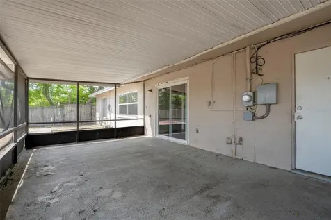 2713 Greenfield Avenue Orlando FL 32808