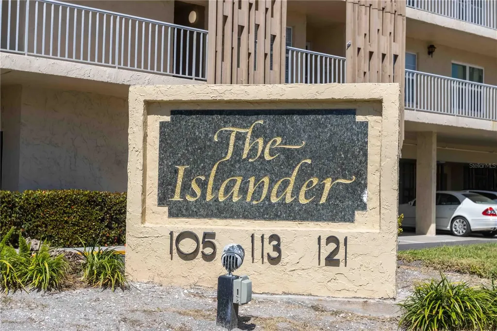 105 Island Way Clearwater Beach FL 33767
