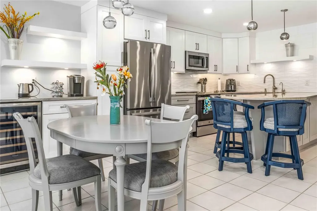 105 Island Way Clearwater Beach FL 33767