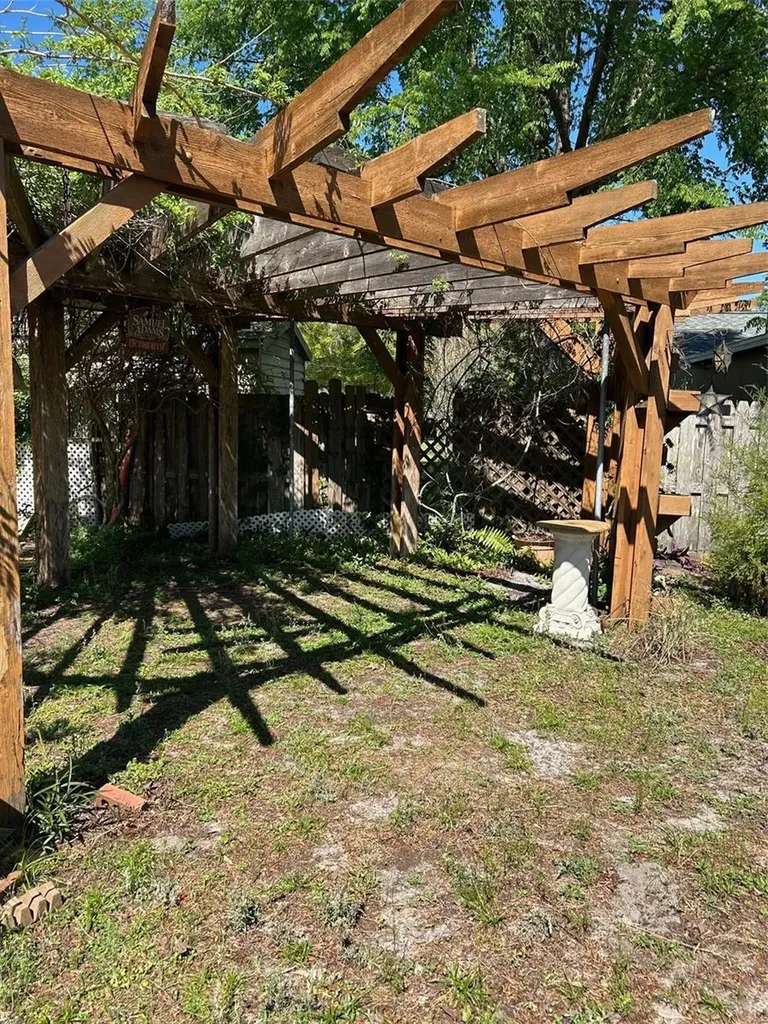 708 N Chapel Street Bunnell FL 32110