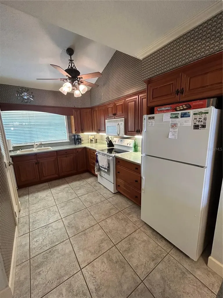 11001 SE Sunset Harbor Road Summerfield FL 34491