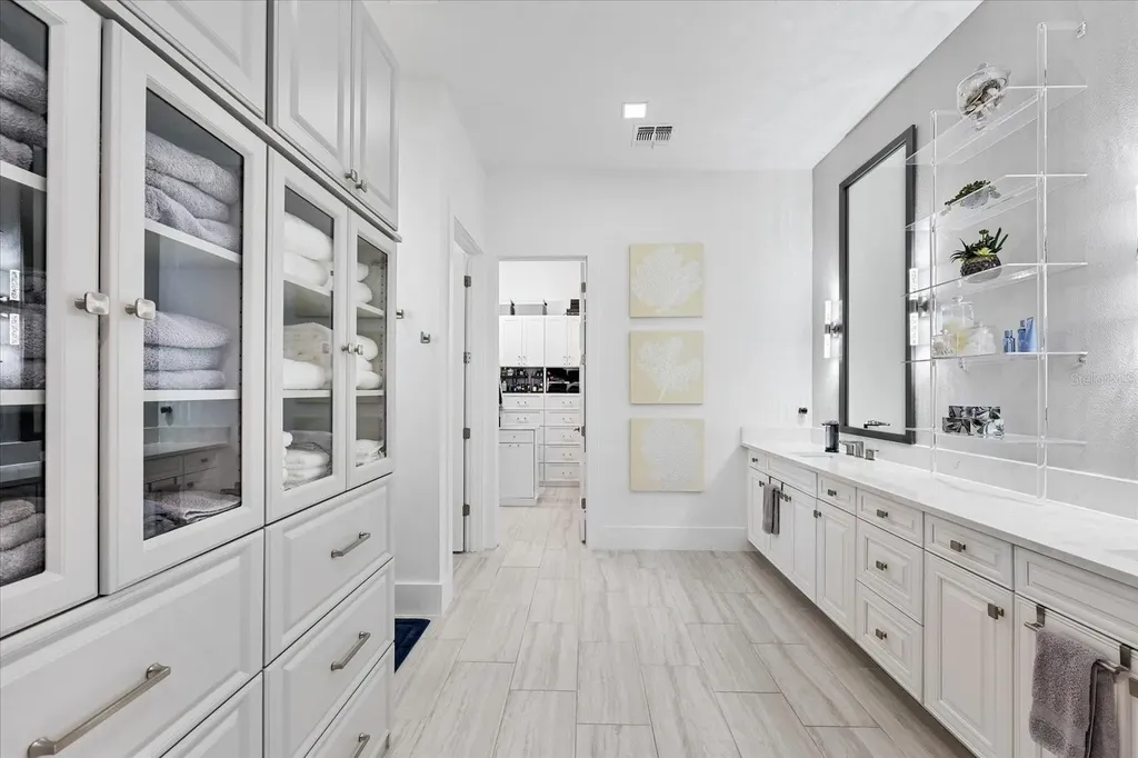 3005 Christophers Watch Lane Ruskin FL 33570