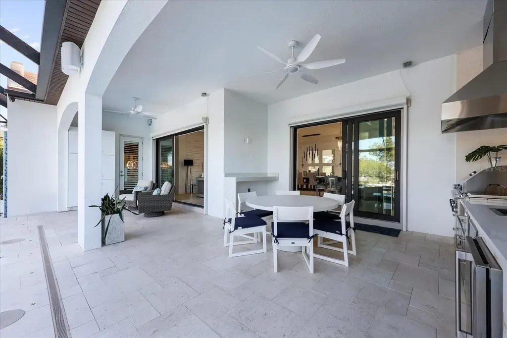 3005 Christophers Watch Lane Ruskin FL 33570