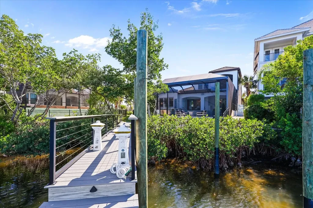 3005 Christophers Watch Lane Ruskin FL 33570