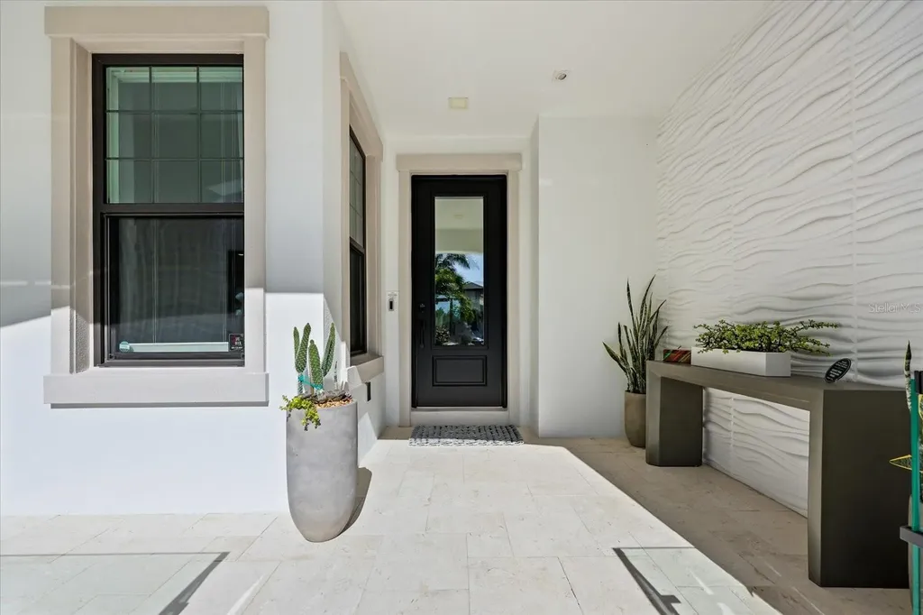 3005 Christophers Watch Lane Ruskin FL 33570