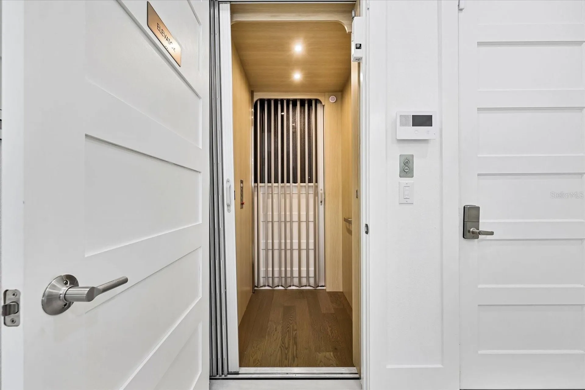 3005 Christophers Watch Lane Ruskin FL 33570