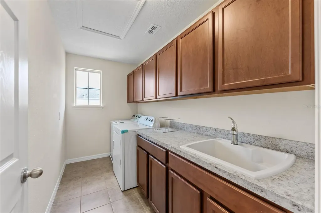 11903 Cave Run Avenue Windermere FL 34786