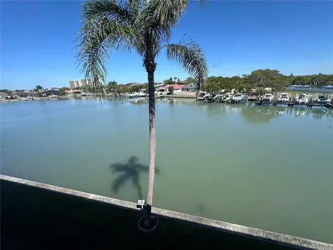 5935 30th Avenue S Gulfport FL 33707
