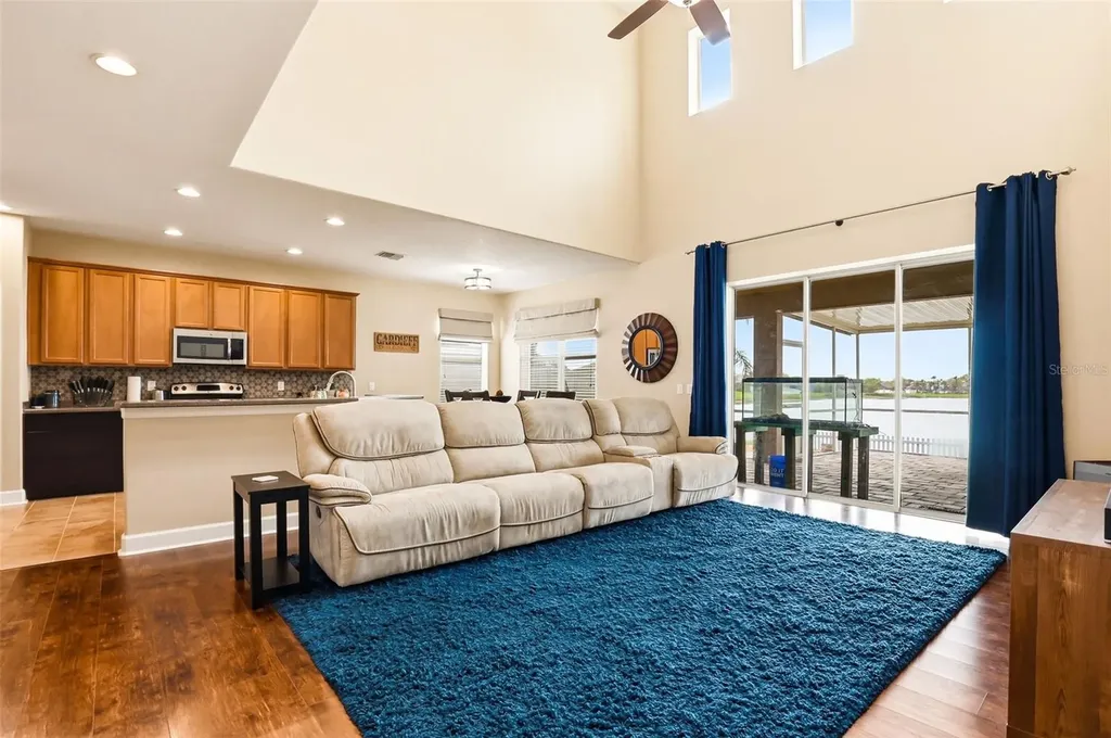 714 Tanana Fall Drive Ruskin FL 33570
