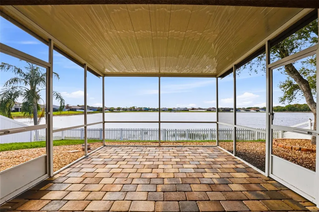 714 Tanana Fall Drive Ruskin FL 33570