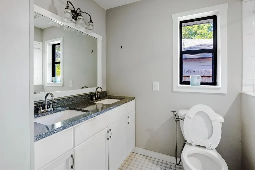 26312 Sleepy Hollow Street Sorrento FL 32776