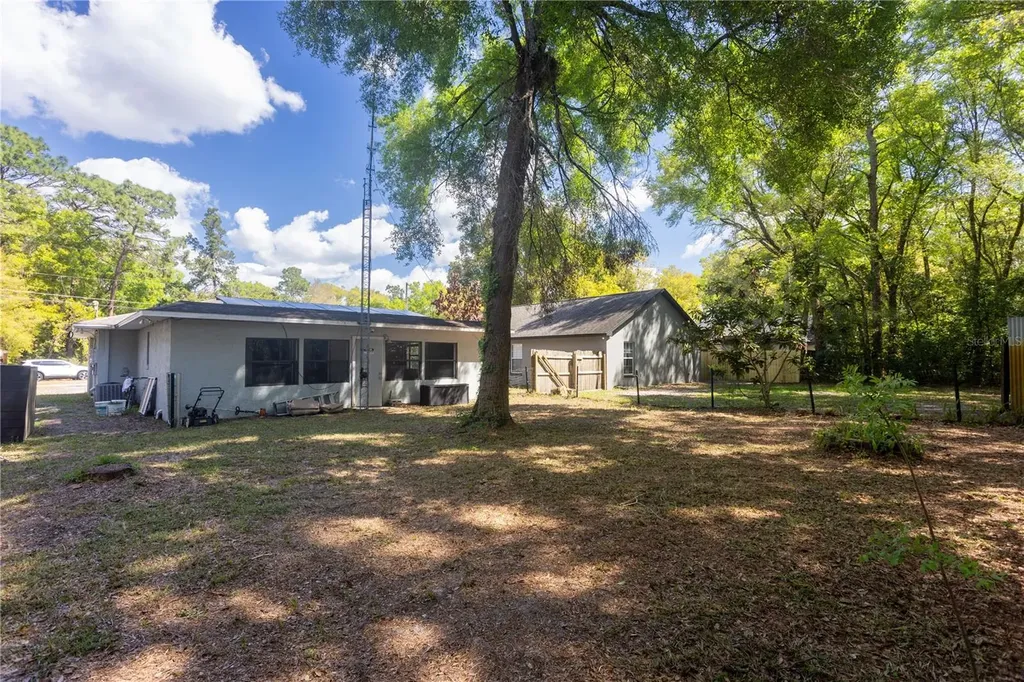26312 Sleepy Hollow Street Sorrento FL 32776