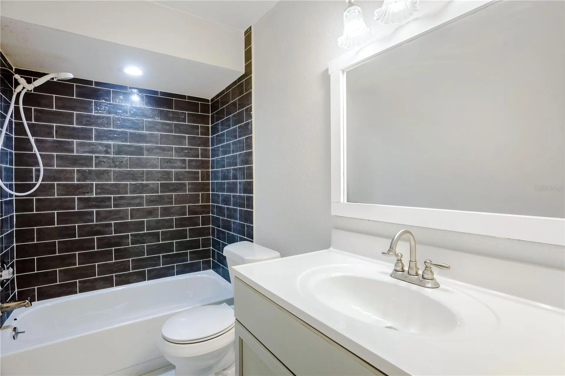 26312 Sleepy Hollow Street Sorrento FL 32776