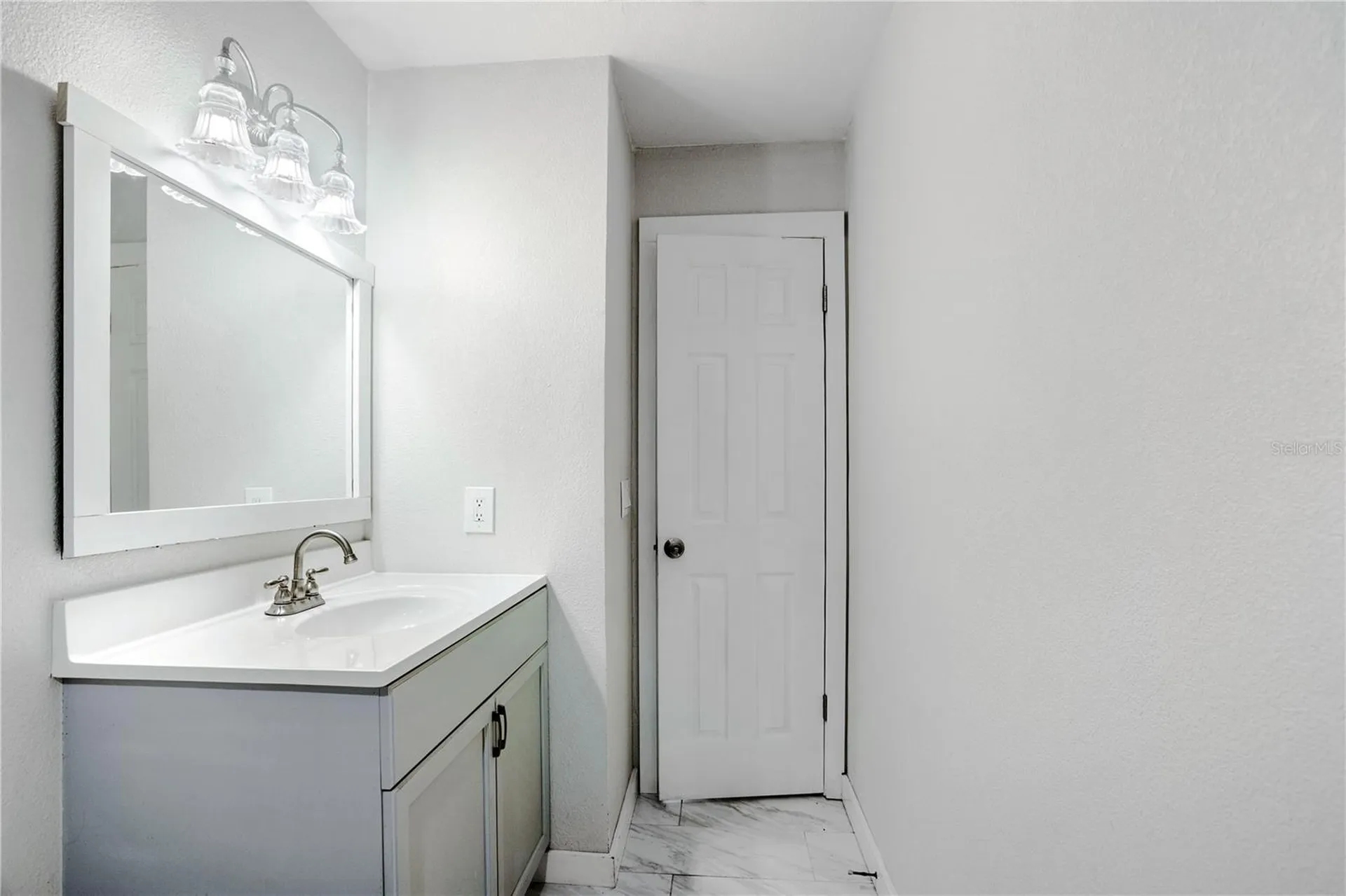 26312 Sleepy Hollow Street Sorrento FL 32776