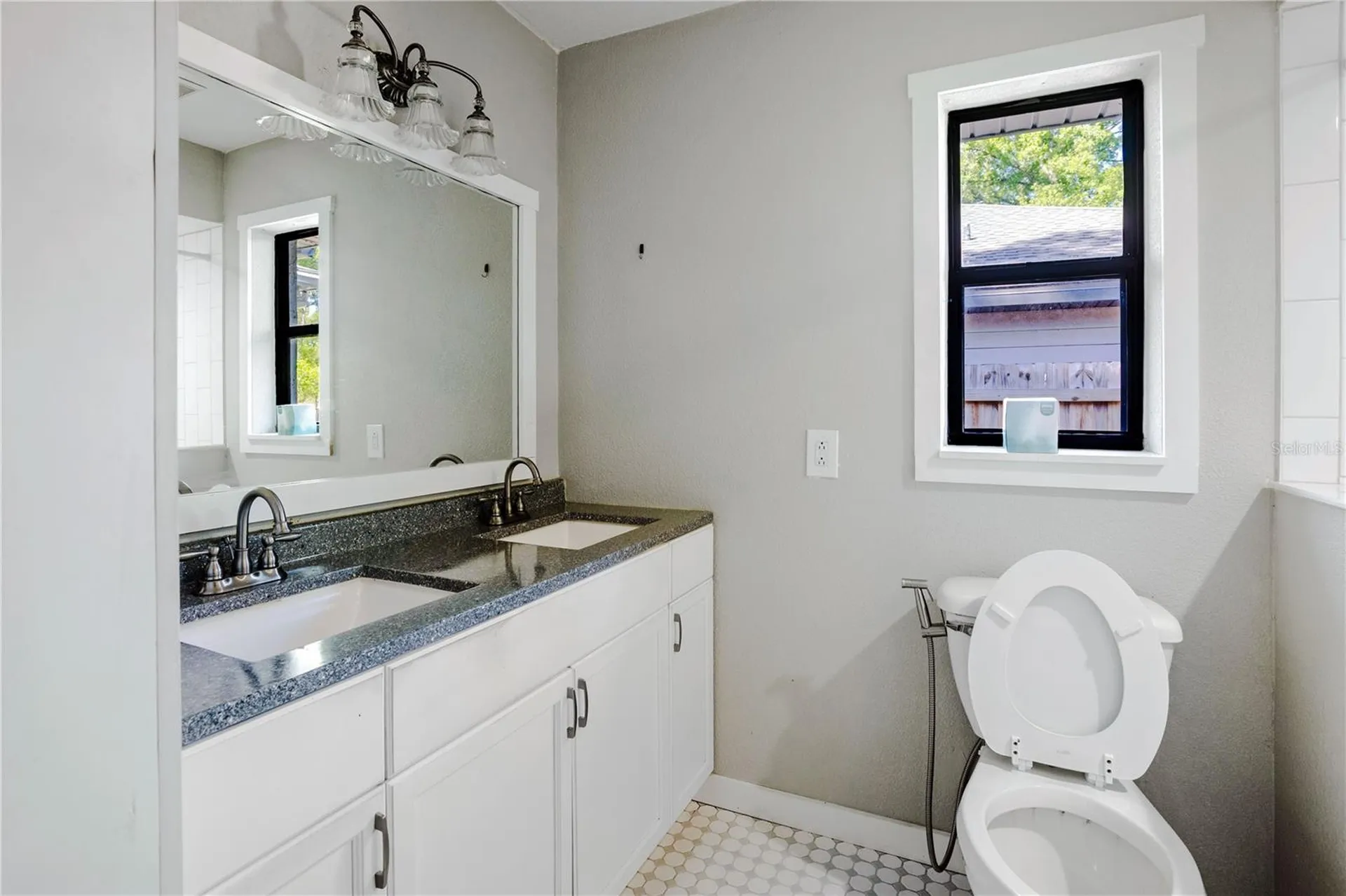 26312 Sleepy Hollow Street Sorrento FL 32776