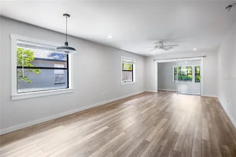 26312 Sleepy Hollow Street Sorrento FL 32776