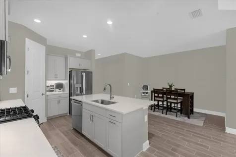 4531 Canoe Creek Avenue Parrish FL 34219