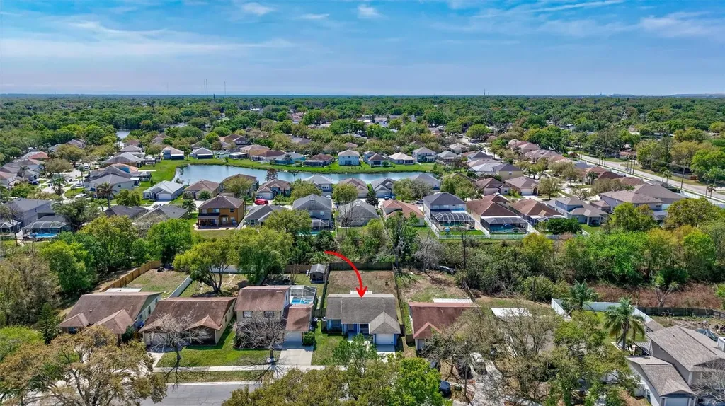 1735 Lakeview Village Drive Brandon FL 33510