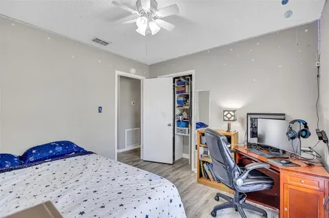 1735 Lakeview Village Drive Brandon FL 33510
