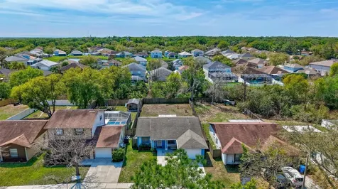 1735 Lakeview Village Drive Brandon FL 33510