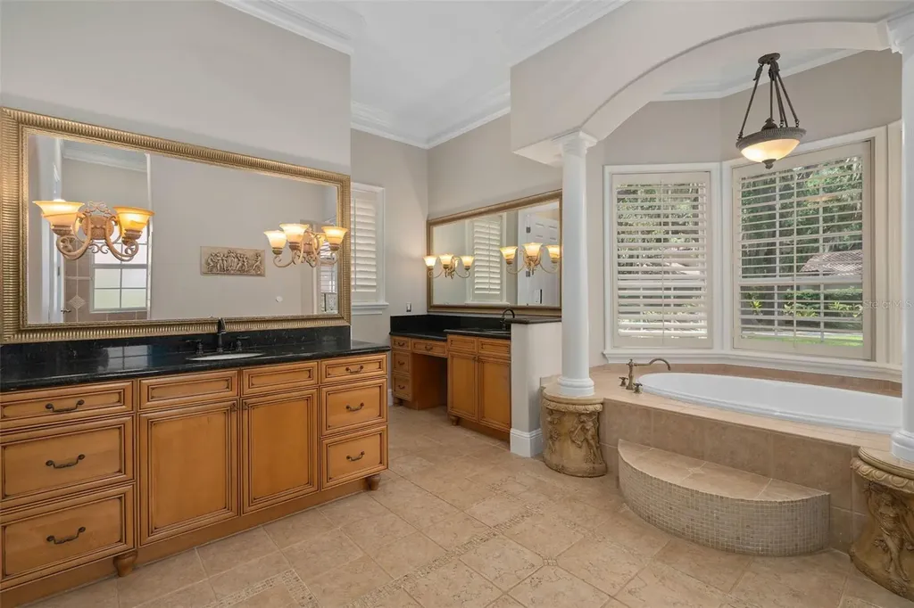 5143 Cranes Point Court Edgewood FL 32839