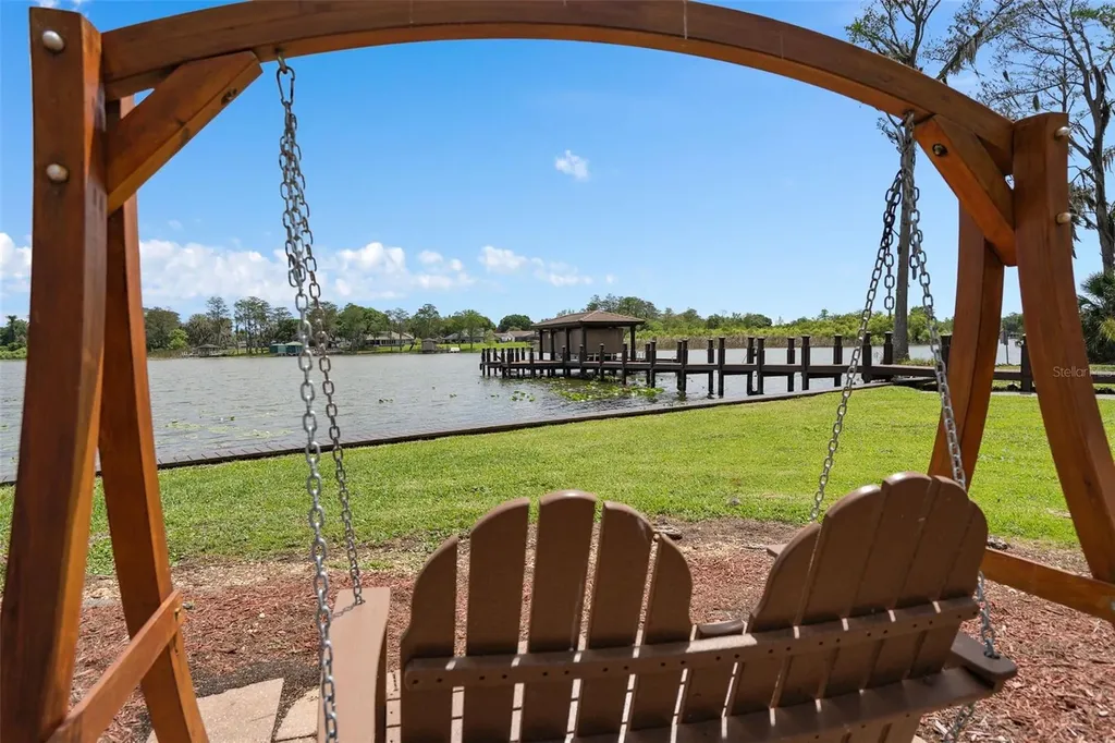 5143 Cranes Point Court Edgewood FL 32839