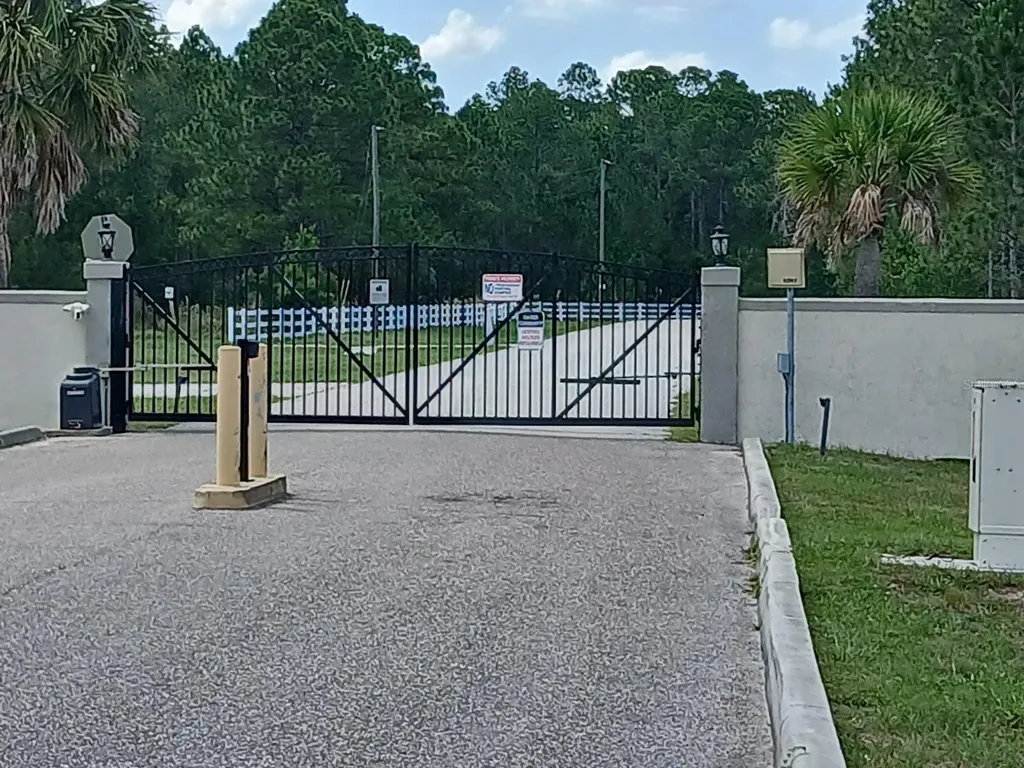 1102 Hidden Palms Drive Davenport FL 33897