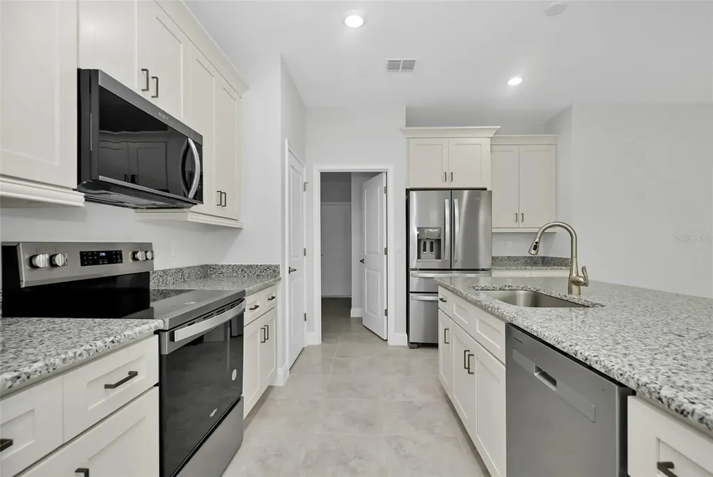 8736 N Vince Drive Dunnellon FL 34434