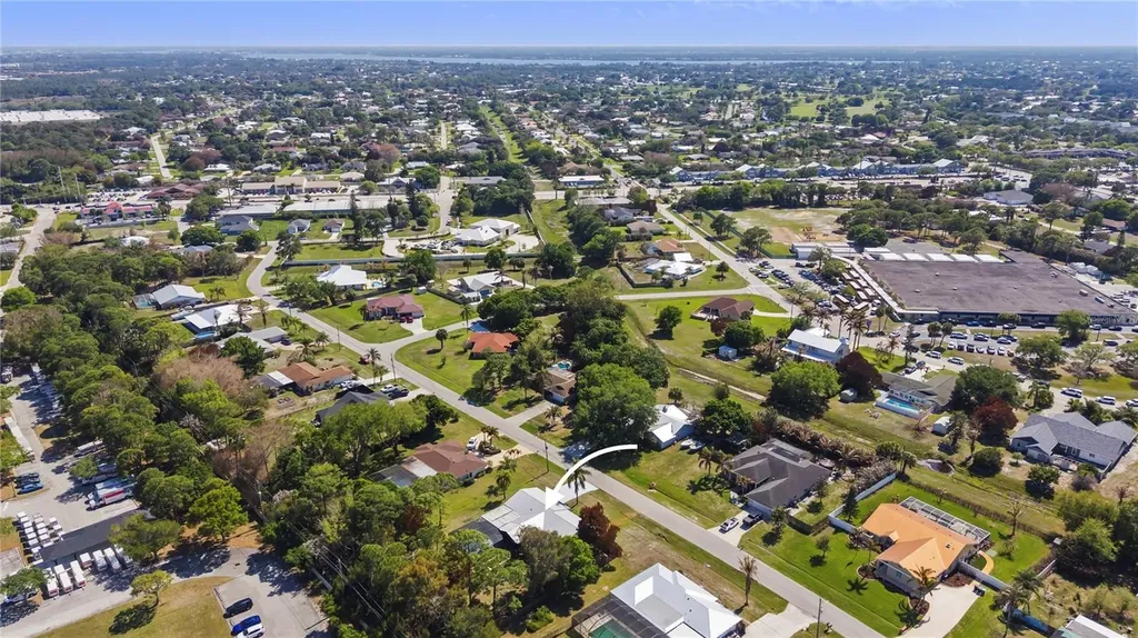 2225 SE Flanders Road Port St Lucie FL 34952