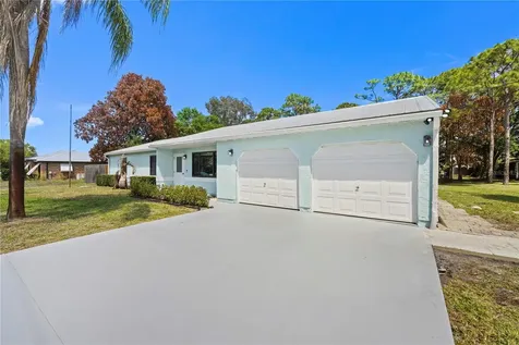 2225 SE Flanders Road Port St Lucie FL 34952