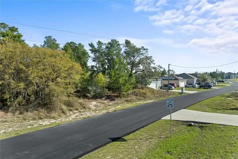 2017 Maple Lane Poinciana FL 34759