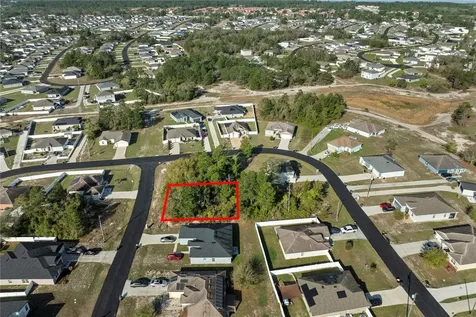 2017 Maple Lane Poinciana FL 34759