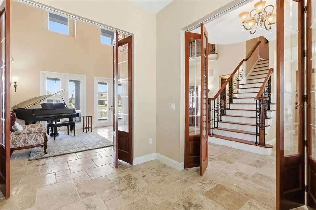 715 Islebay Drive Apollo Beach FL 33572