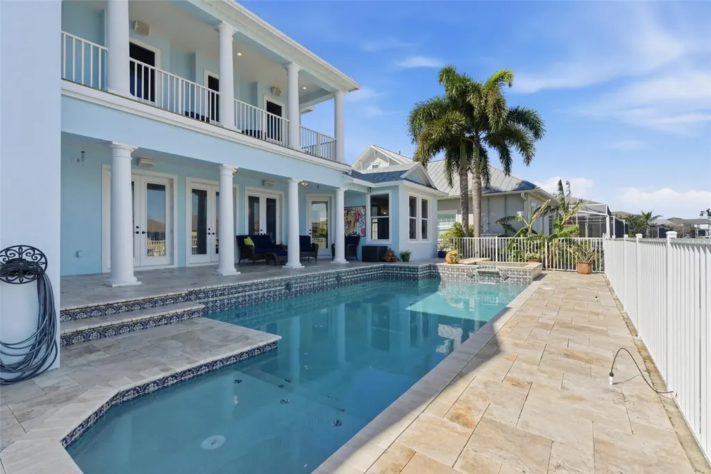 715 Islebay Drive Apollo Beach FL 33572