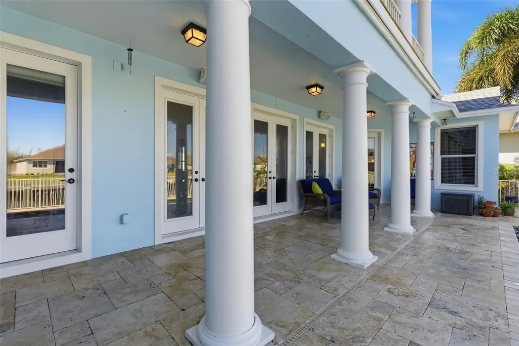 715 Islebay Drive Apollo Beach FL 33572