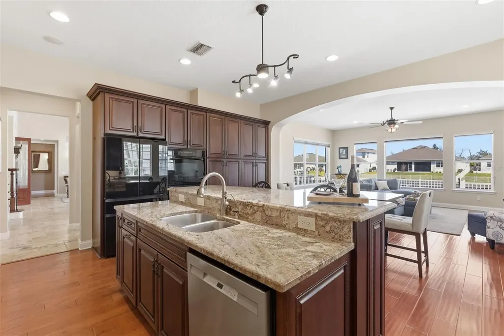 715 Islebay Drive Apollo Beach FL 33572