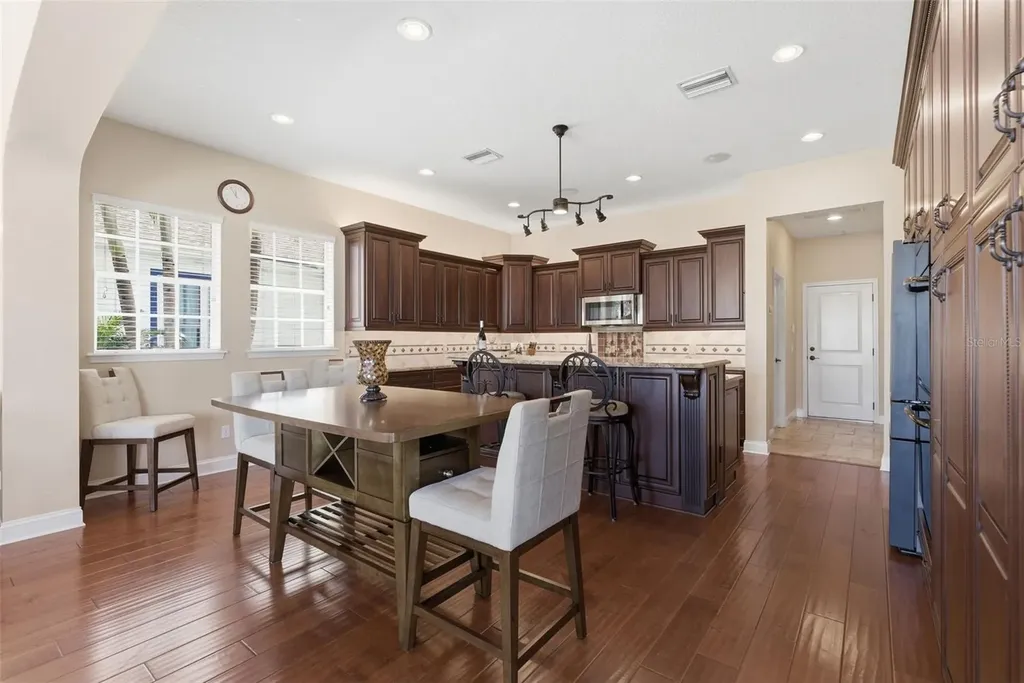 715 Islebay Drive Apollo Beach FL 33572