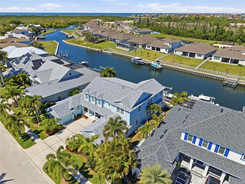 715 Islebay Drive Apollo Beach FL 33572