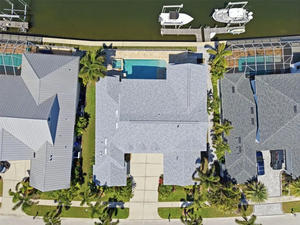 715 Islebay Drive Apollo Beach FL 33572