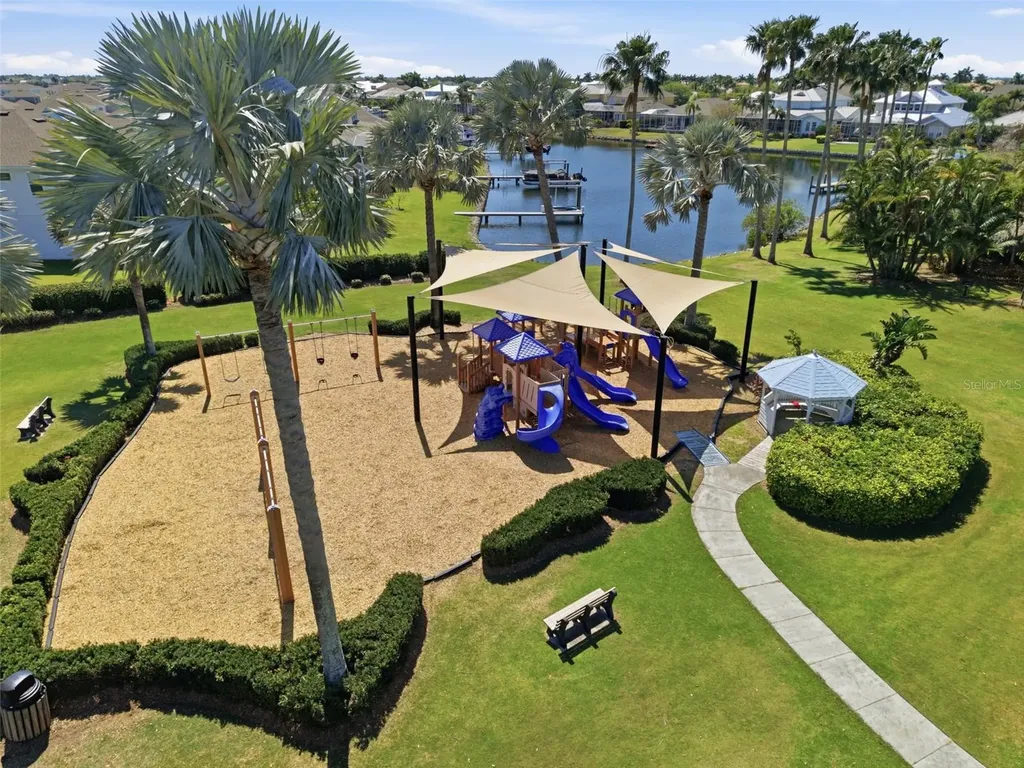 715 Islebay Drive Apollo Beach FL 33572