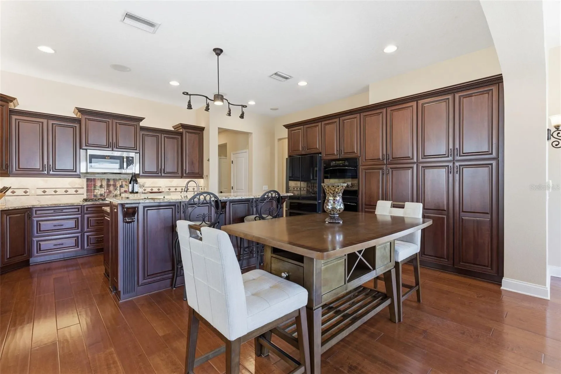 715 Islebay Drive Apollo Beach FL 33572