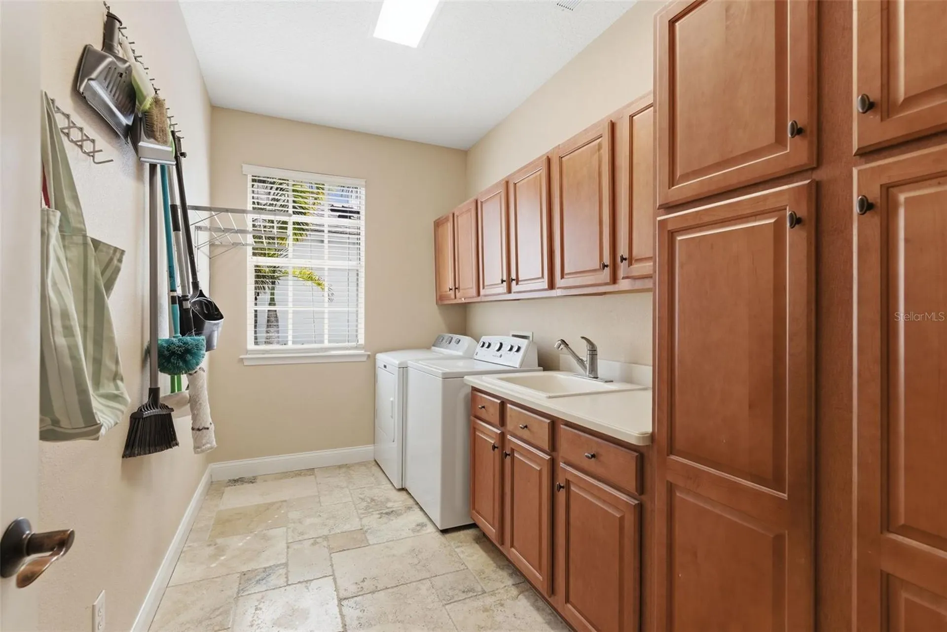 715 Islebay Drive Apollo Beach FL 33572