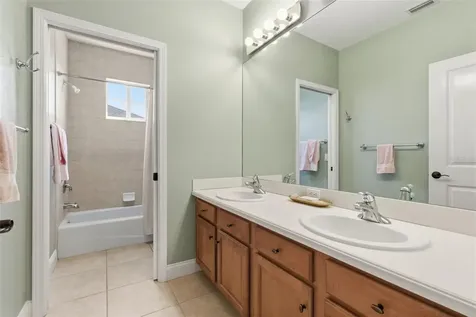 715 Islebay Drive Apollo Beach FL 33572