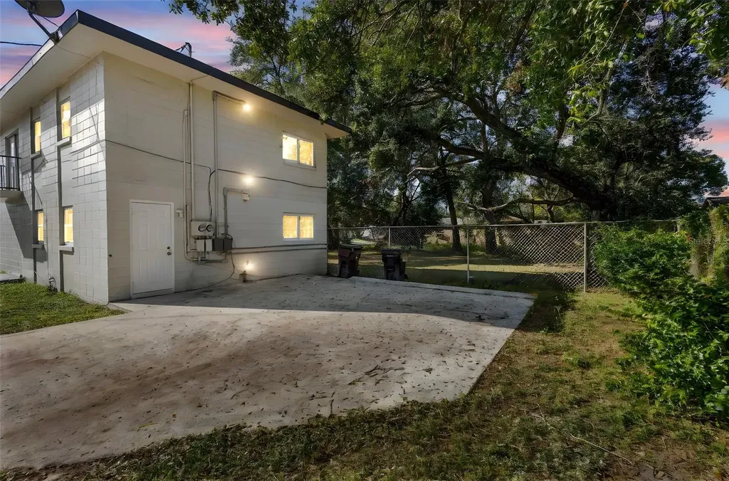 901 Colyer Street Orlando FL 32805