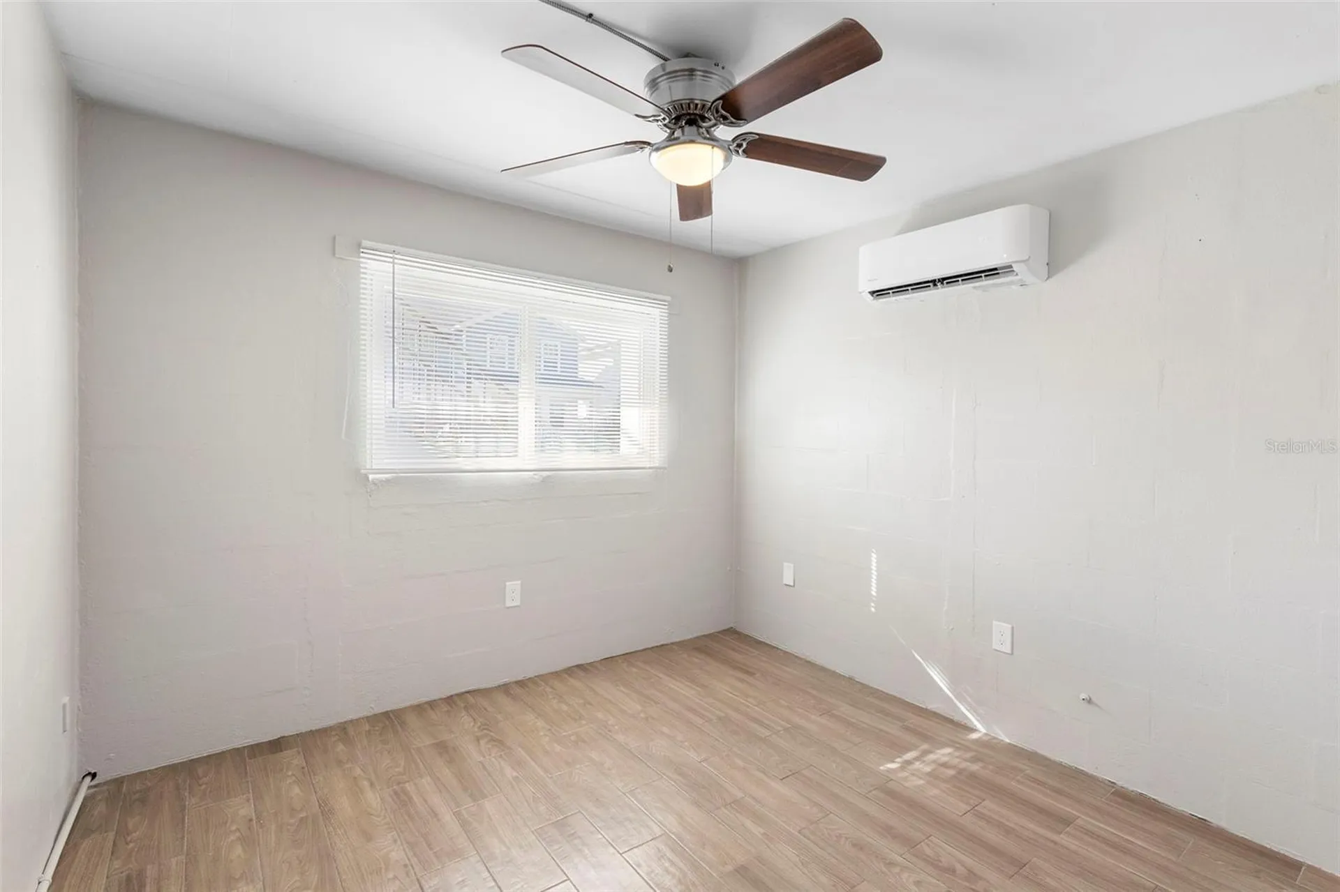 901 Colyer Street Orlando FL 32805