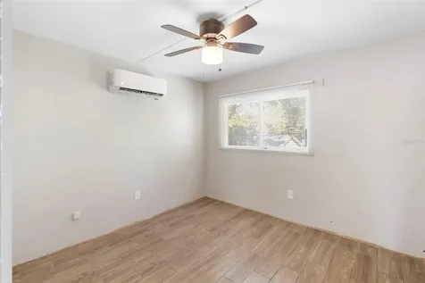 901 Colyer Street Orlando FL 32805